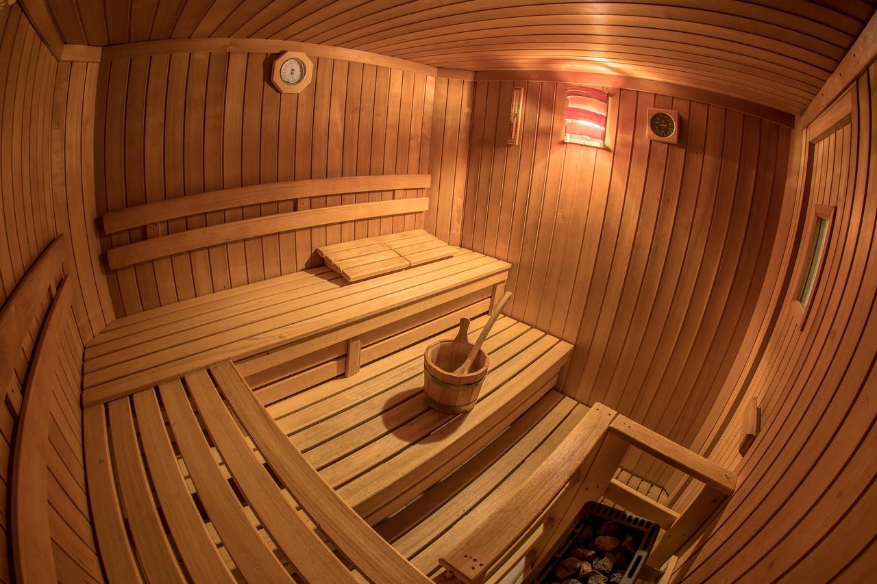 Mountain Living Apartments San Valentino alla Muta Luaran gambar